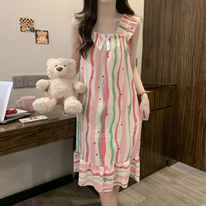 2025 pijama de cabina giratorio cojín de pecho nubes de algodón de verano dulce viento pijama delgado ropa para el hogar comercio exterior