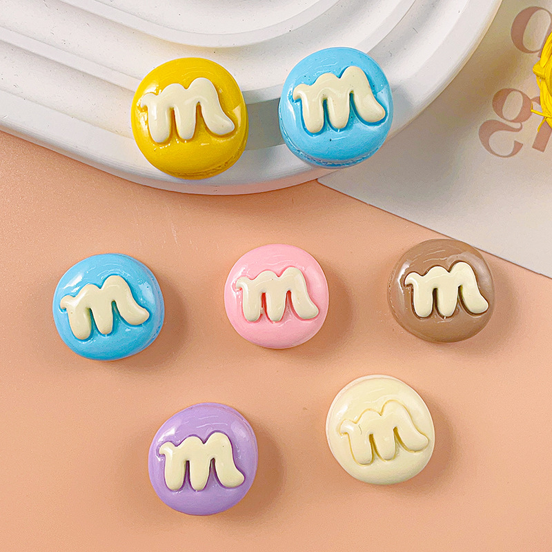 Macaron color M Frijol resina accesorios DIY diversión jalea frijol comida y juego crema pegamento horquilla accesorios para el cabello agujero zapatos material