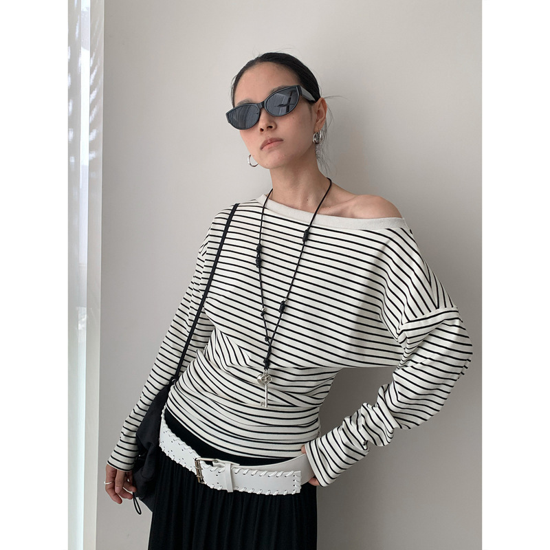 Loopin Autum New Korean Lazy Loose Stripesd Off-Shoulder Long-Sleeved T-Shirt Loose and Versatile Contrasting Color Top for Women