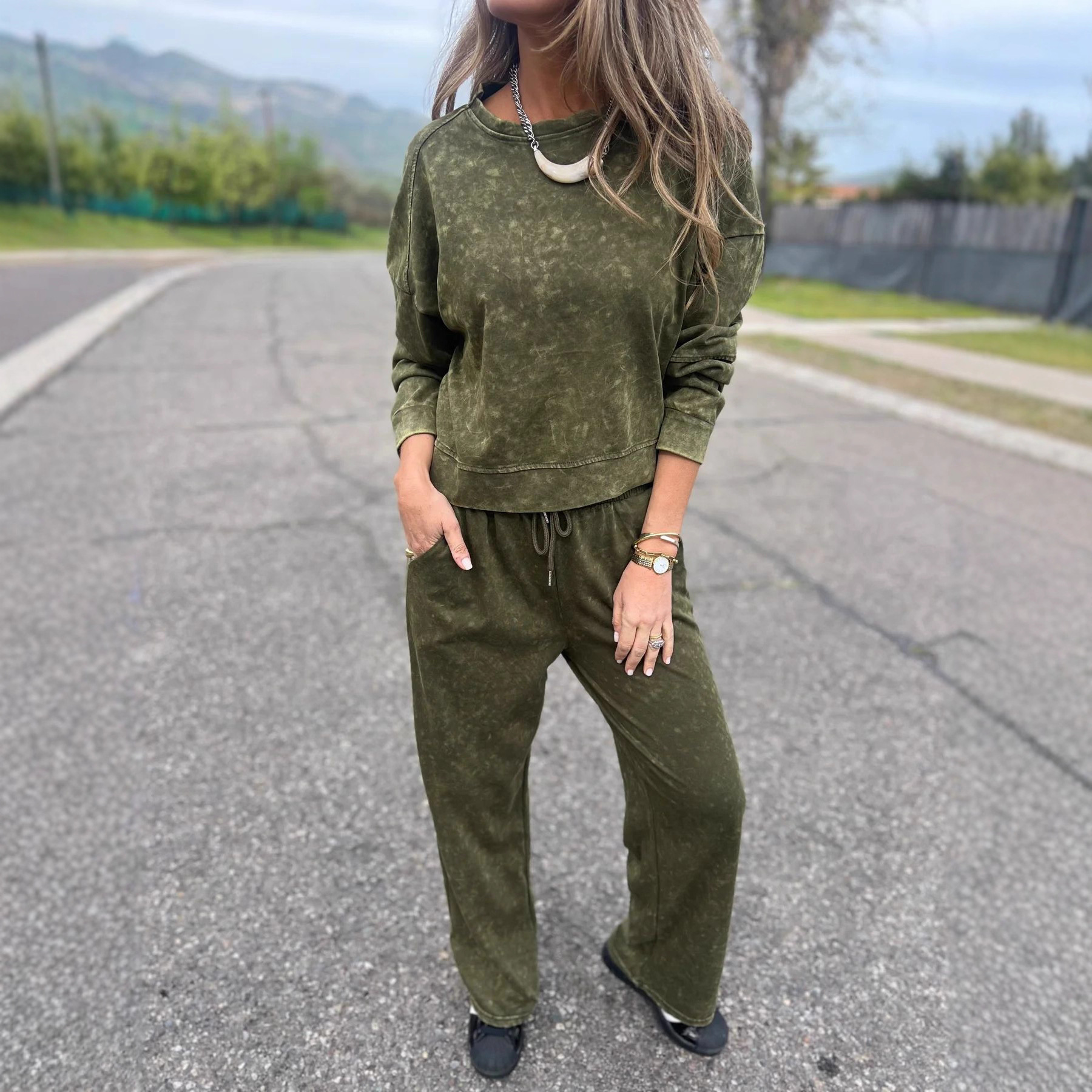 2025 European And American Cross-Border Hot-Selling New Autumn Winter Women's Casual Versatile Lace-Up Round Neck Long_ecoleips.com