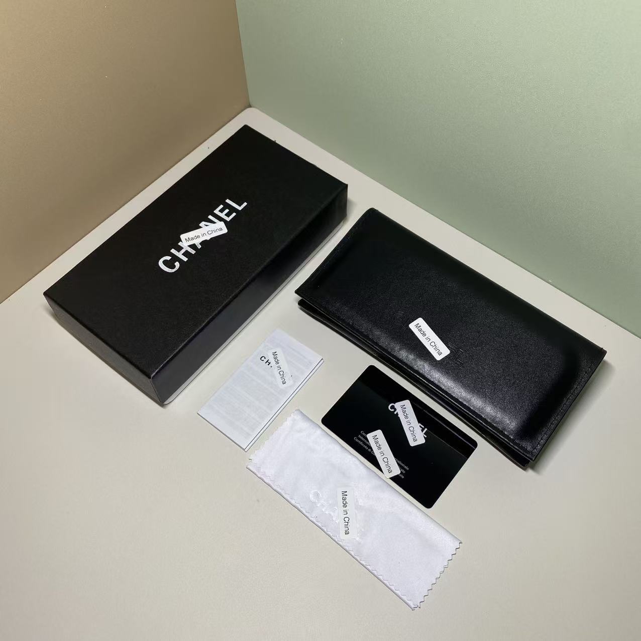 Fábrica al por mayor directa de una sola pieza de caja de espejos de alta calidad caja de almacenamiento gafas de sol gafas de sol caja de gafas de sol