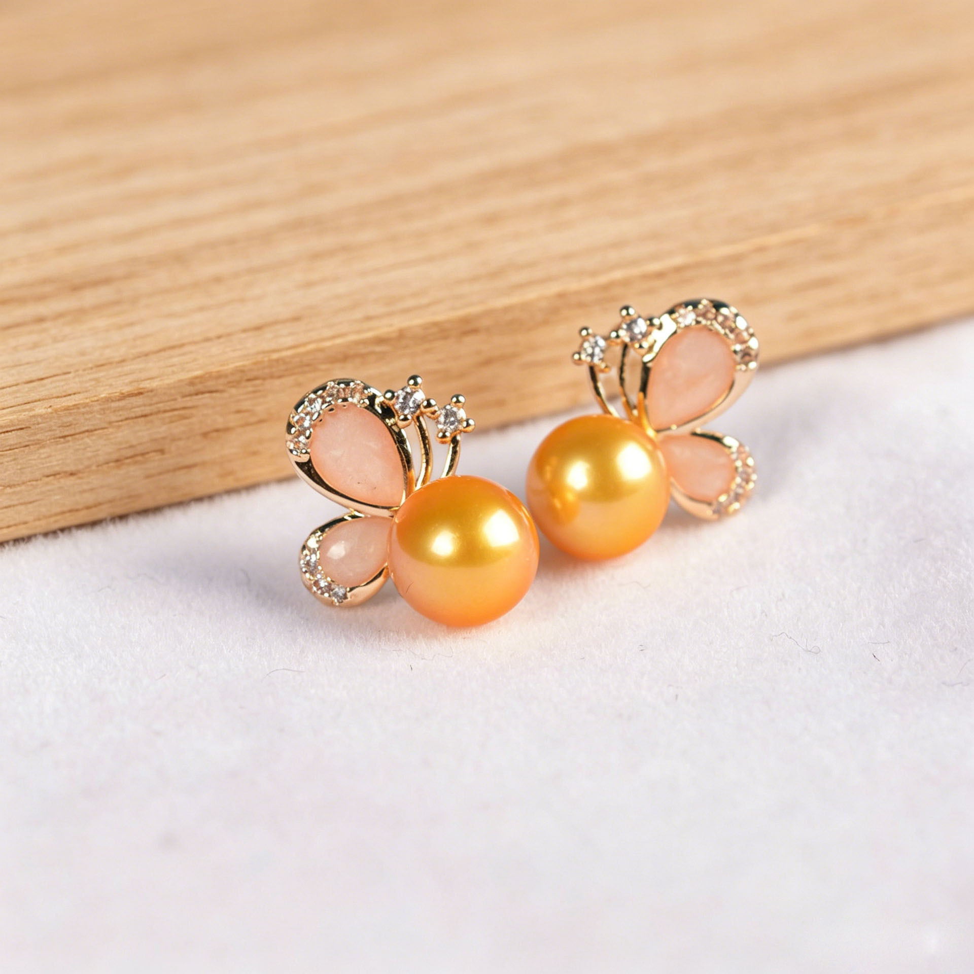 天然淡水真珍珠耳钉女s925银针百搭个性高级感设计