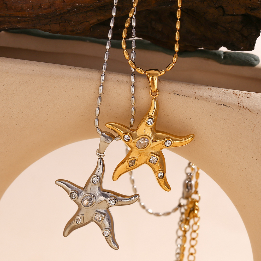Inlaid Geometric Zircon Starfish Necklace