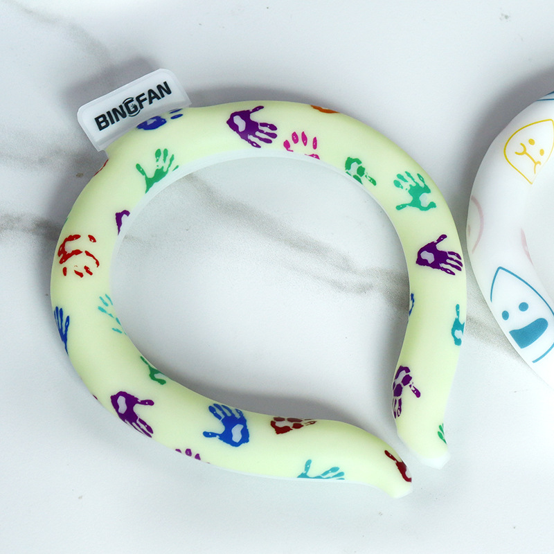 Collar de hielo explosivo transfronterizo, prevención del golpe de calor, repelente de mosquitos, anillo de hielo de verano, collar de sensación de hielo al aire libre, artefacto de enfriamiento, cuello colgante, anillo frío