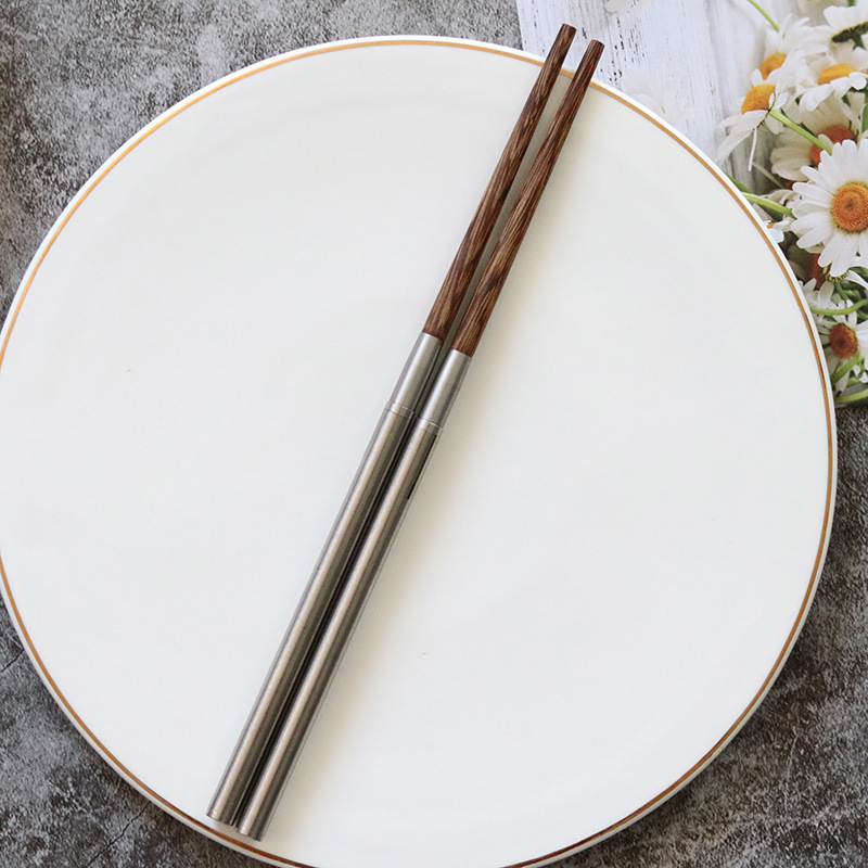 Acampar al aire libre plegable rojo sándalo palillos viaje de acero inoxidable ala de pollo Ebony palillos de almacenamiento portátil regalo