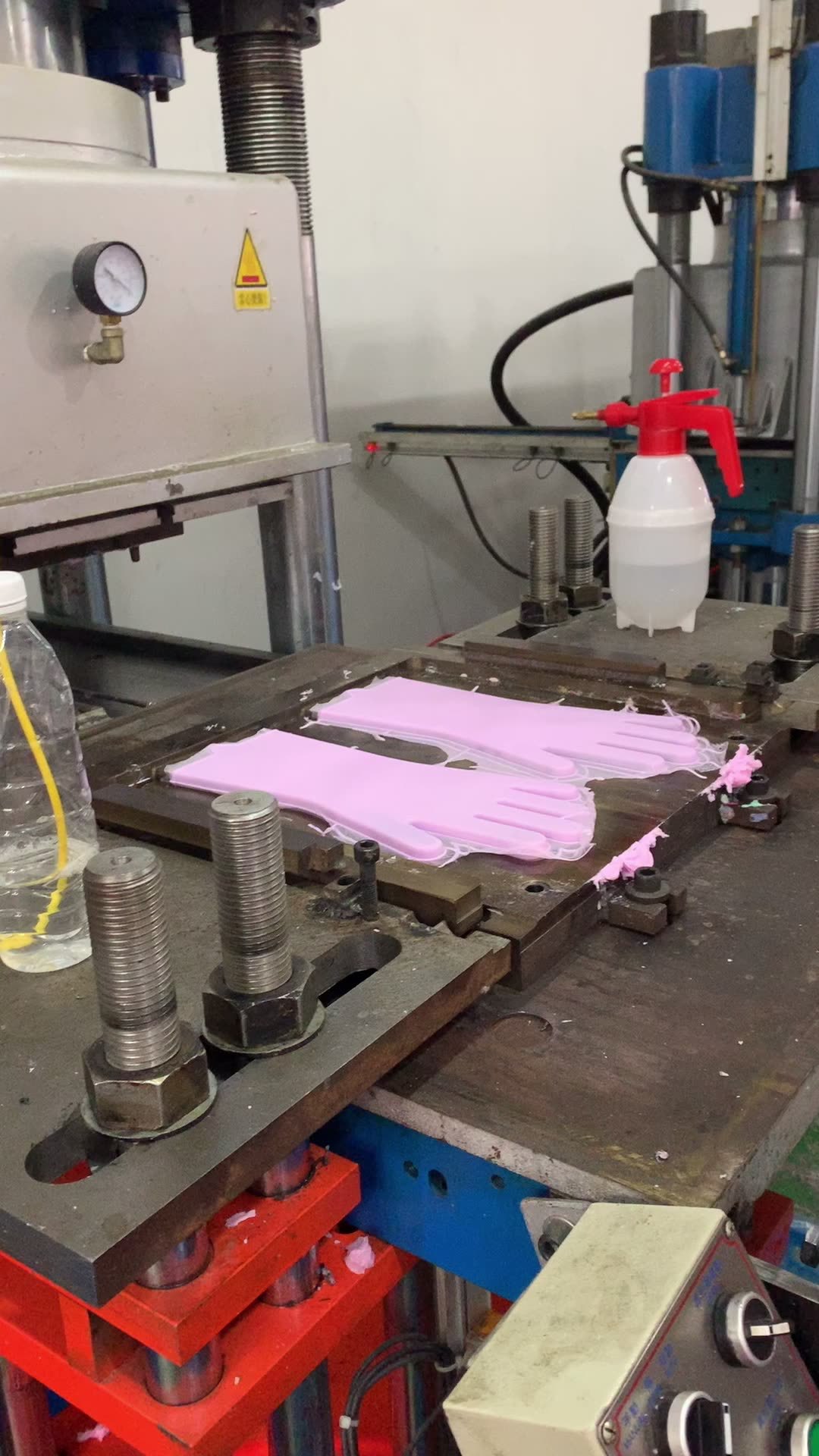 O1CN01QA9fyR1gMfdrrjKih_!!6000