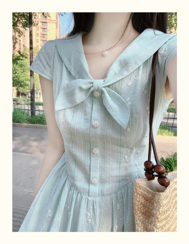 ファッショナブルな年齢を減らすピンクのラペルドレス女性のための 2025 夏の新しい気質小さなウエスト A ラインスカート|undefined