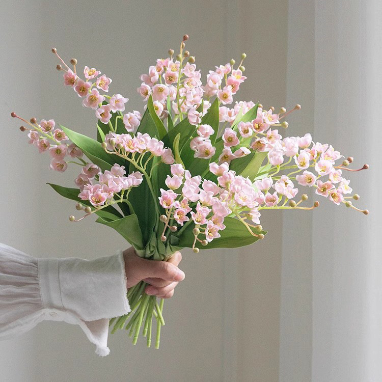 Pequeña flor de viento ins fresca lirio de los valles arreglo floral artificial ramo de mano material campanilla de viento flor falsa mesa de comedor conjunto de boda