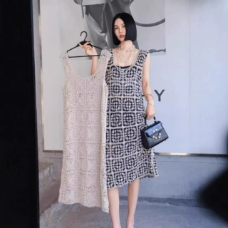 法式高级无袖连衣裙夏季新款时尚印花气质休闲慵懒过膝长裙