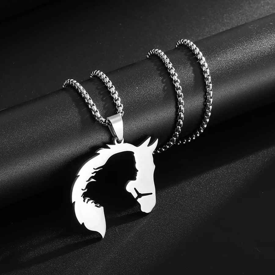 Cross-border all-match simple stainless steel necklace hollow horse head girl pendant suitable for men and women daily wear