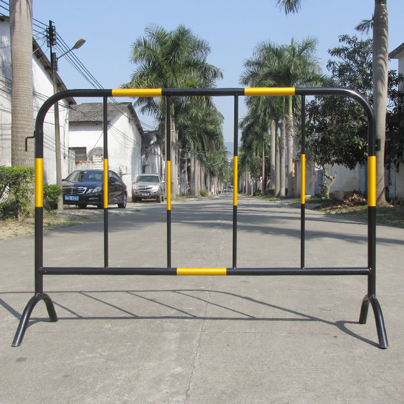 顺路科技 1.5米黄黑烤漆铁马  市政施工隔离警示铁马