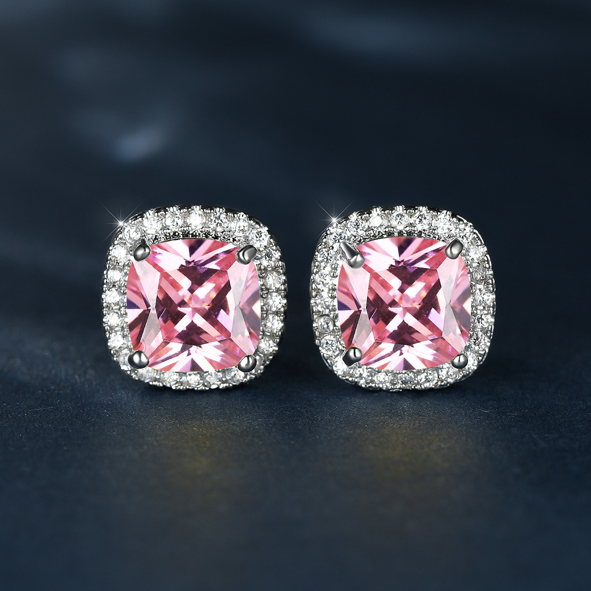 Fashion Square Heart Shape Copper Inlay Zircon Ear Studs 1 Pair