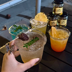 【摆摊日记调酒篇】高颜值鸡尾酒一次性塑料调酒微醺杯白兰地聚餐
