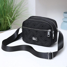 2023�¿�ţ�򲼶��������Ů���������r���������e��ˮ�ٴ�б���