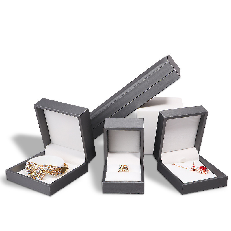 Caja de joyería de PU cepillado, exquisita caja para anillos, pendientes y colgantes, caja de embalaje para pulseras y collares al por mayor image 22