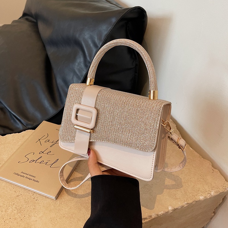 Bolsa 2023 nuevo bolso de las mujeres hebilla de cinturón de moda diseño de nicho bolso de hombro de la manera simple bolsa de mensajero de las mujeres