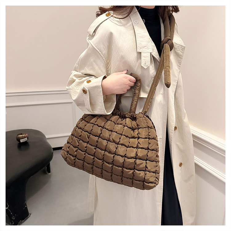 762g Weight Polyester Lining Material Sewing Thread Fashion Element Magnetic Buckle Closure Type Single Shoulder Strap Strap Type Tote Bag Bags Type Daily, Street, Shopping Occasion Nylon Material Solid Color Pattern Autumn&Winter Season Women's Gender Elegant, Classic Style Style Square Shape Medium Size Women's Medium Nylon Solid Color Elegant Classic Style Sewing Thread Square Magnetic Buckle Tote Bag 15