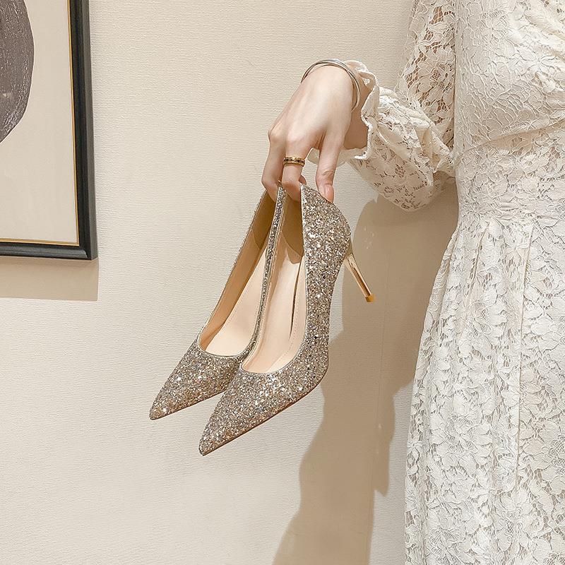 A133 scarpe da sposa con tacco sottile estivo in pelle a punta con paillettes dorate piccole e profumate scarpe da sposa da donna in stile francese_voghion.com