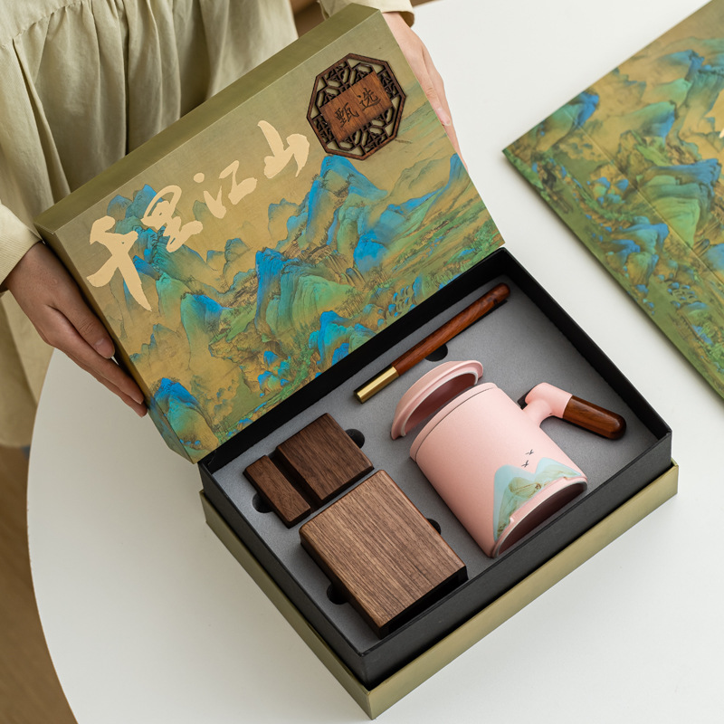 Taza de cerámica de tres piezas juego de regalos de negocios aniversario de la compañía PR regalos de mano logotipo tallado