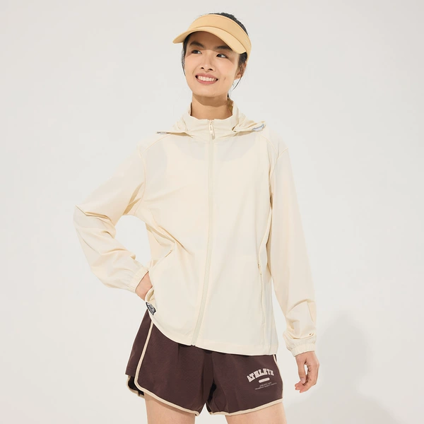 Female milk tea color