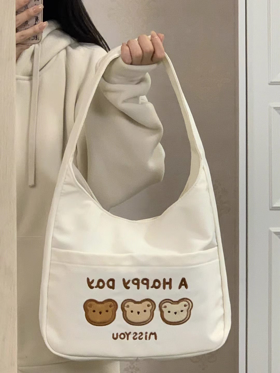 ins windsail cloth bag for girls, large-capacity student class single-shoulder tote bag, casual, cute and versatile bear shopping bag full figure
