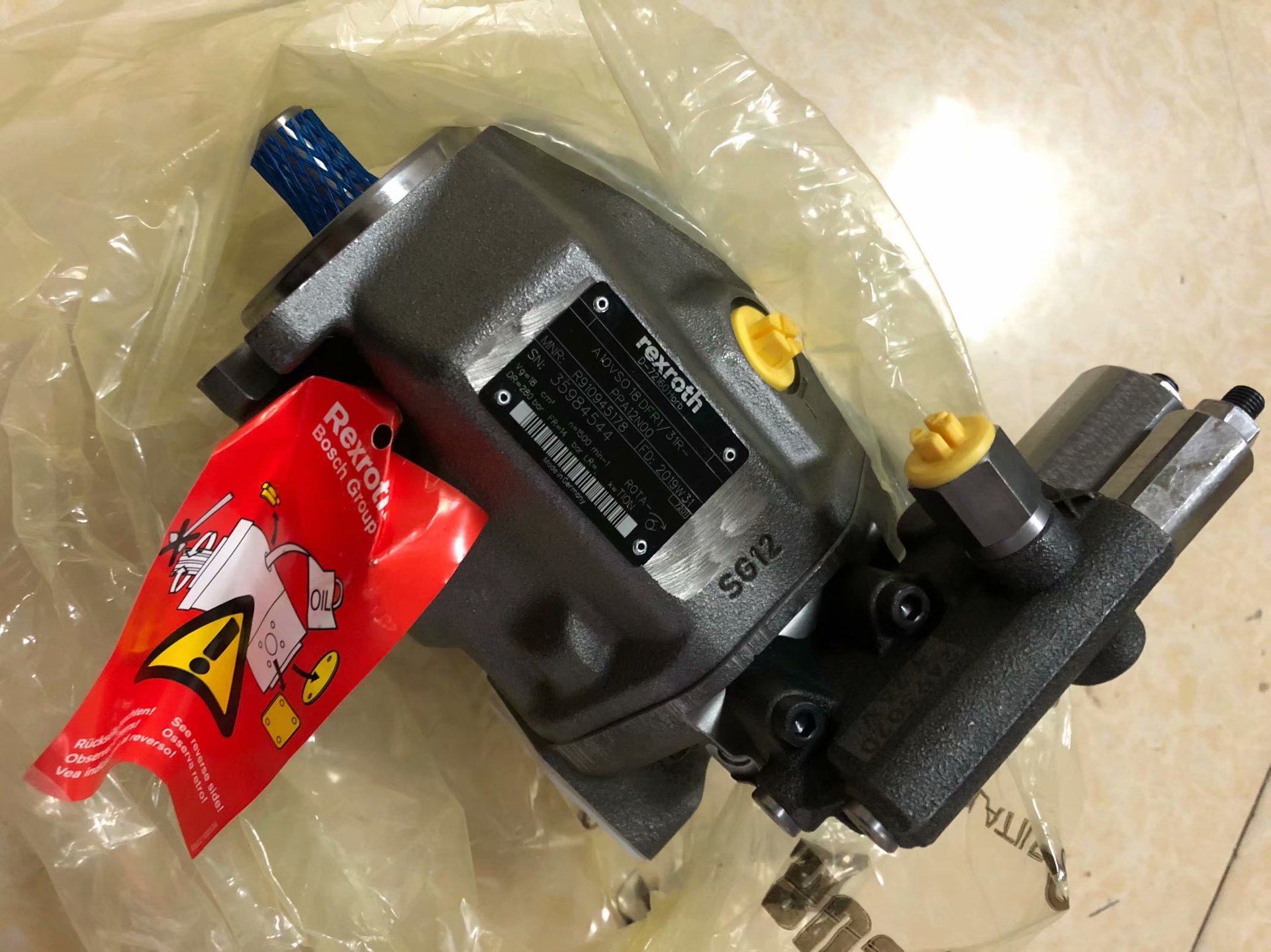 A10VSO 100DFLR/31R-VPA12N00 原装力士乐泵