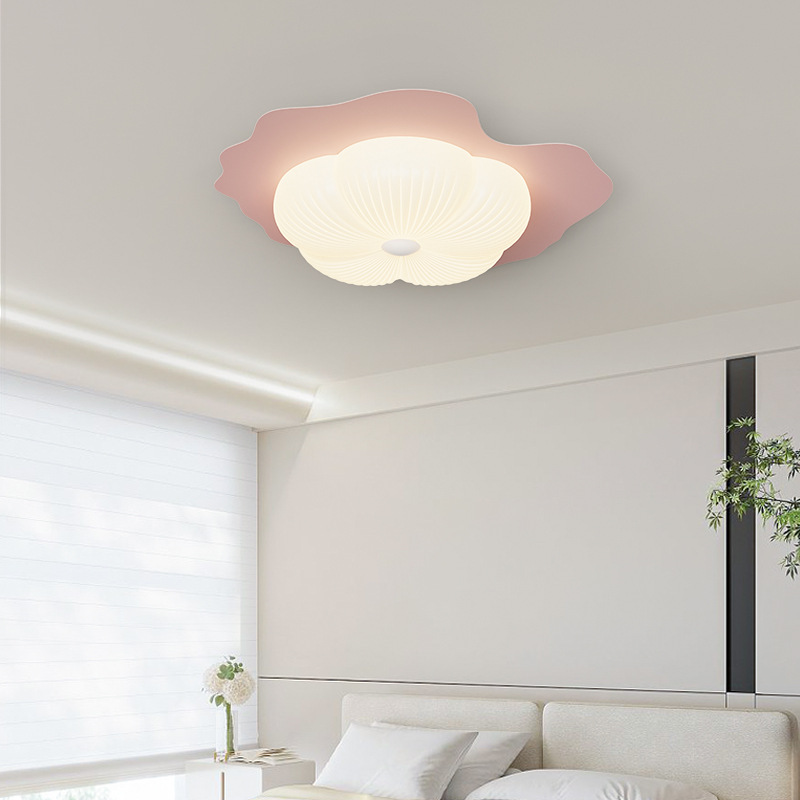 2024 nueva luz de dormitorio de viento crema moderna simple cálida flor minimalista habitación de niños dormitorio principal luz de techo