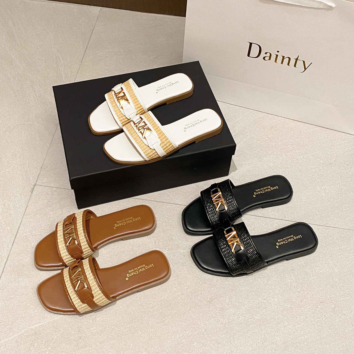 Fashionable woven romantic and delicate women's slippers flat