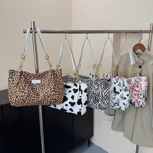 �¿����e�������r��ͨ���nϵ�ɐۺ�����Ů����������μ�����ذ�