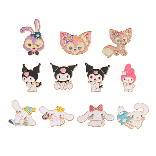 Cartoon cute Sanrio Kuromi brooch metal badge ins Japanese cinnamon dog brooch clothing bag pin
