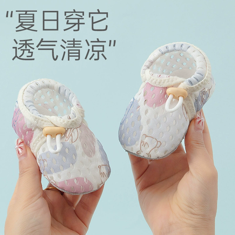 Летняя сетчатая детская обувь с мягкой подошвной ходуной обувью 0-1 год предступенчатая обувь для мужчин и женщин