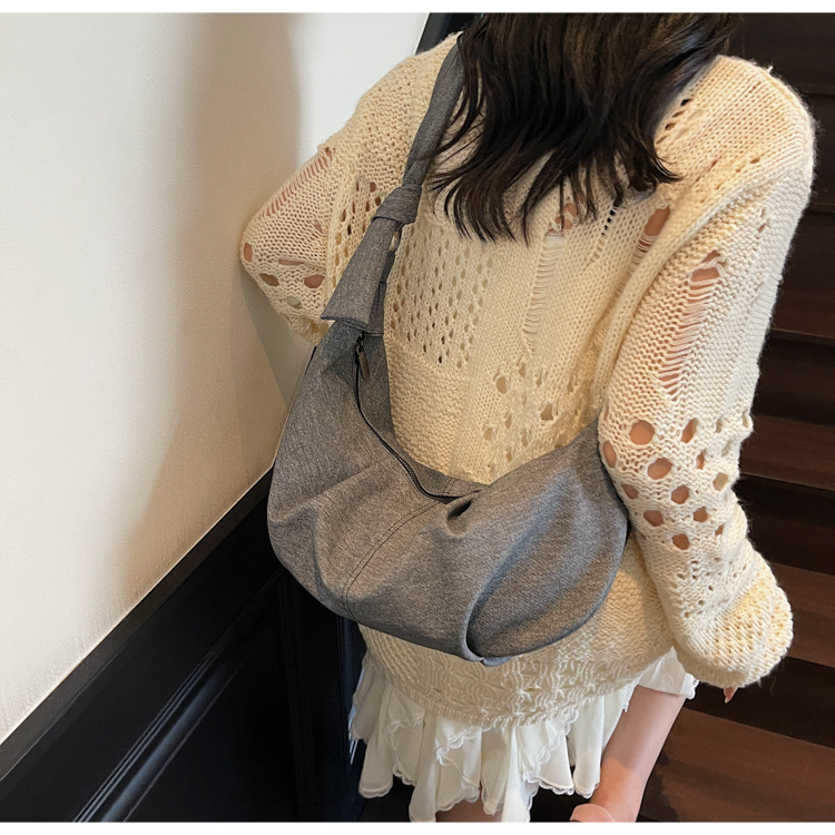 Niche design denim bag for women 2025, large capacity, casual and versatile, single-shoulder crossbody dumpling bag, fashionable underarm bag undefined