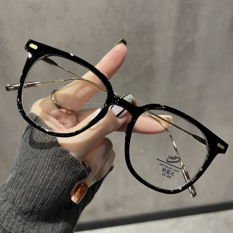 Brand glasses