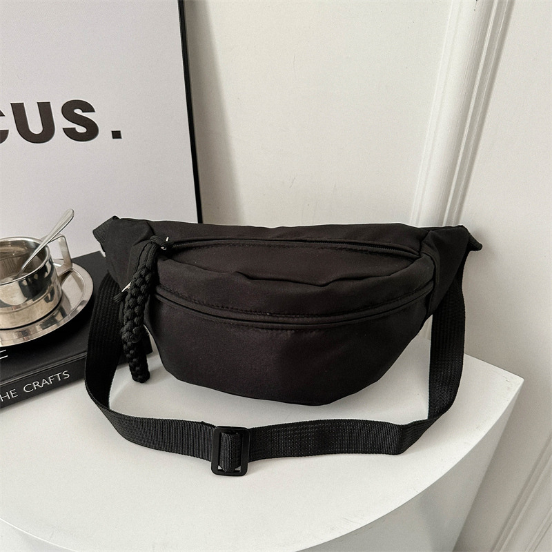 Korean style personalized casual mobile phone waist bag Japanese ins trendy sports chest bag female 2024 beautiful simple messenger bag