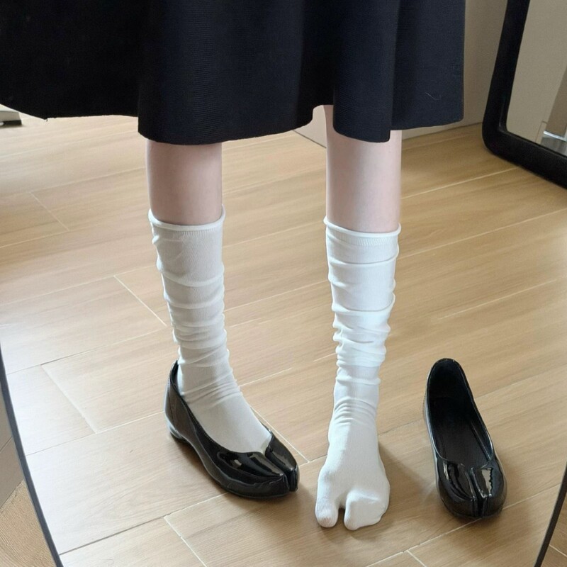 Japanese-Style Thin Split-Toe Calf Socks for Women, Miu-Style Rolled Edge White Calf Socks, Breathable Two-Toe Seamless Socks, Slouchy Style
