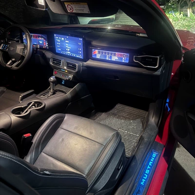 Horse S650, passenger-side – automobile instrument