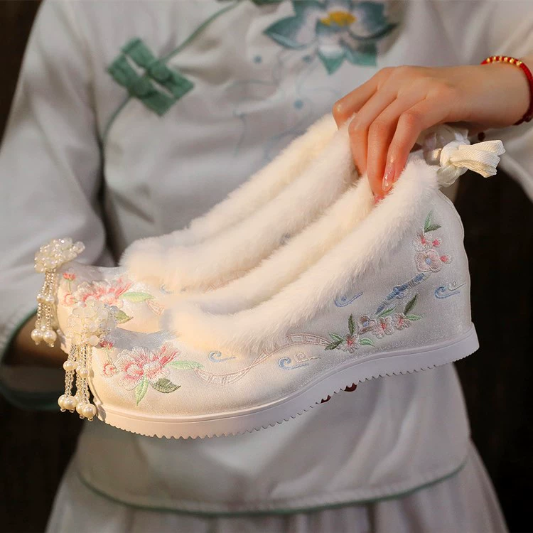 Туфли династии Хань длиной 6 см, туфли со знаменитым носком древнего костюма, туфли с вышивкой в этническом стиле для студенток, танцевальная обувь в древнем стиле, женская хлопковая обувь