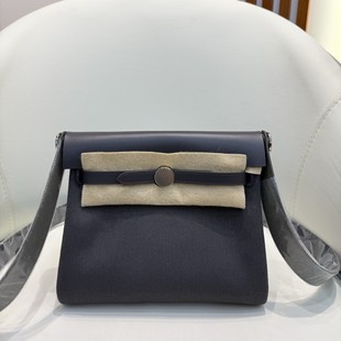 2025�¿���ֹ��^��ţƤ�䷫��bag20cm ����μ�б���Ů