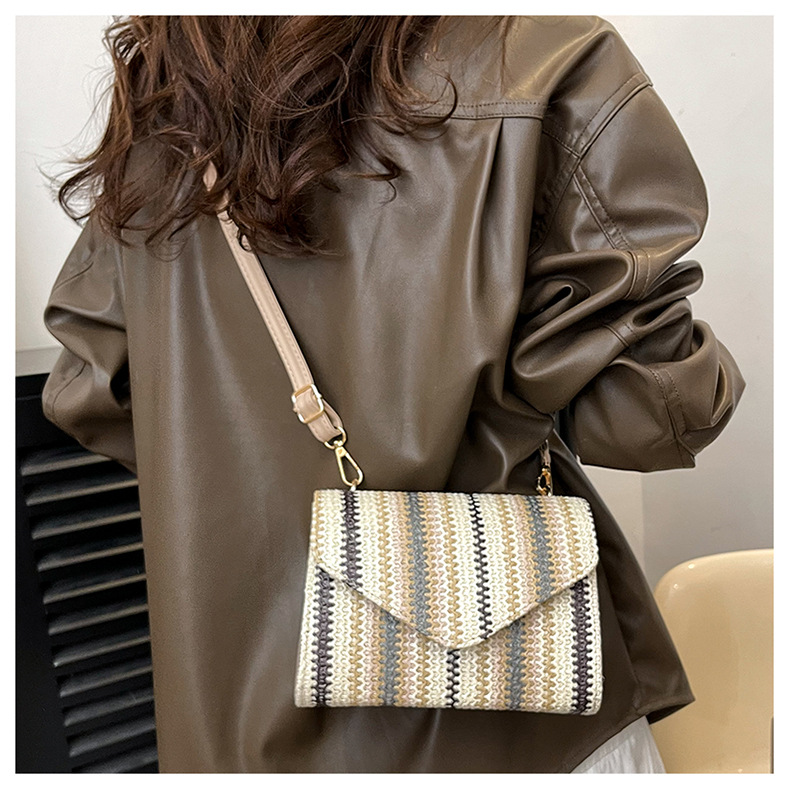 Single Shoulder Strap Strap Type Women's Straw Stripe Ethnic Style Classic Style Weave Square Magnetic Buckle Straw Bag