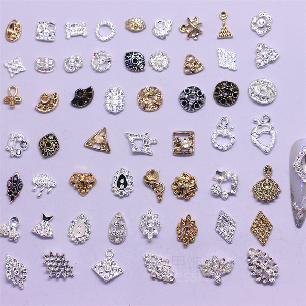 mixed metal accessory for manicure