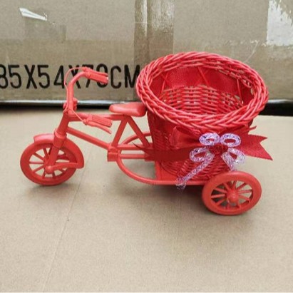 Bicicleta cesta de flores tejidas cesta de flores artificiales cesta de flores de plástico cesta de mimbre tejida cesta de almacenamiento cesta decorativa