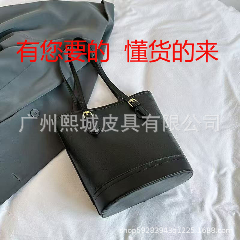 跨境真皮老花十字纹菱格鱼子酱链条流浪包购物袋凯旋门2024新单品|undefined