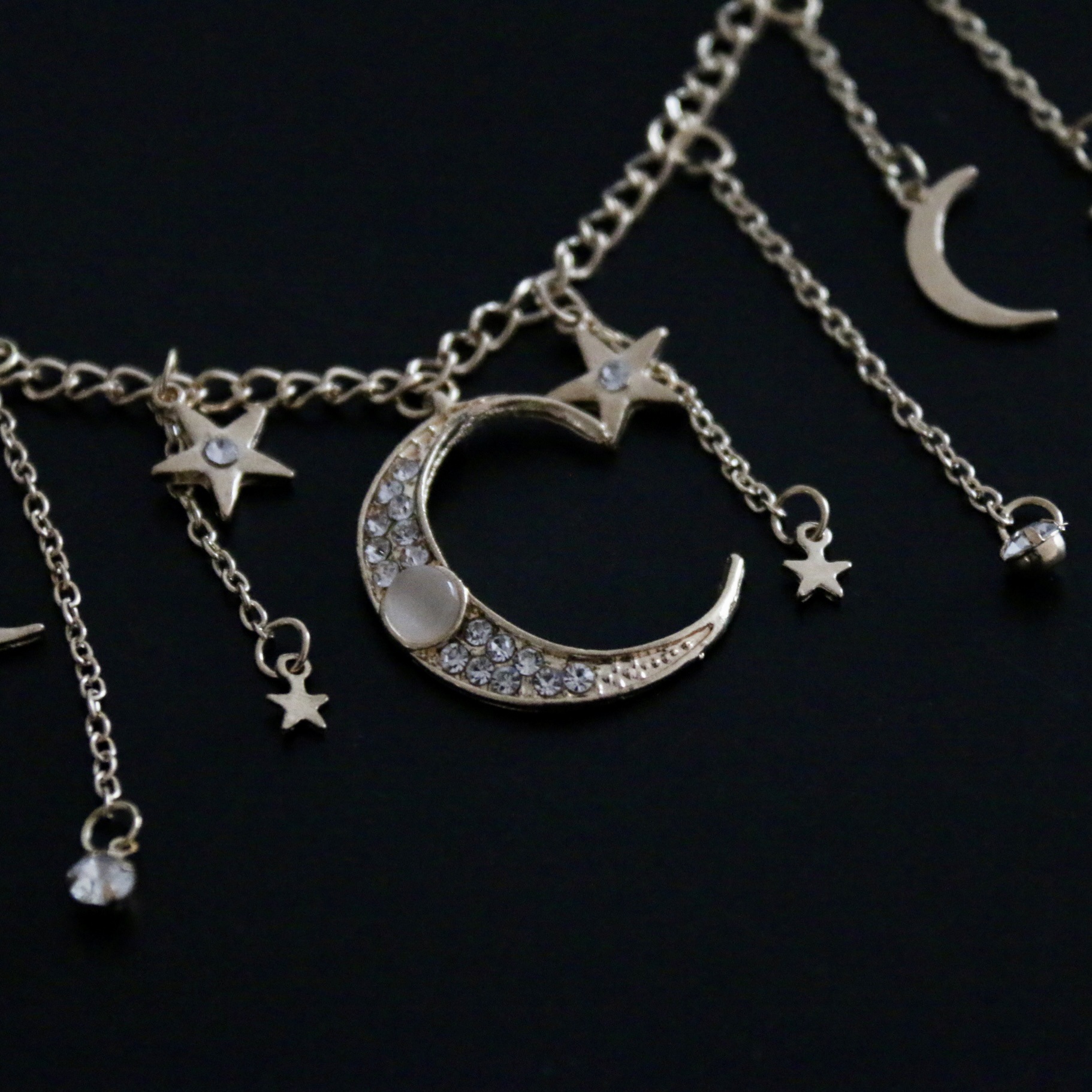 Collier simple à pampilles lune et étoile pour femmes en alliage_voghion.com