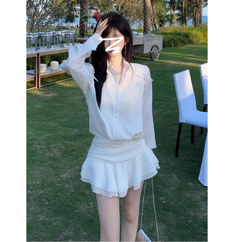 Korean-style fashion for hot girls: long-sleeved shirt dress with a pure and sophisticated vibe, ruffled short skirt, new early autumn 2026 collection