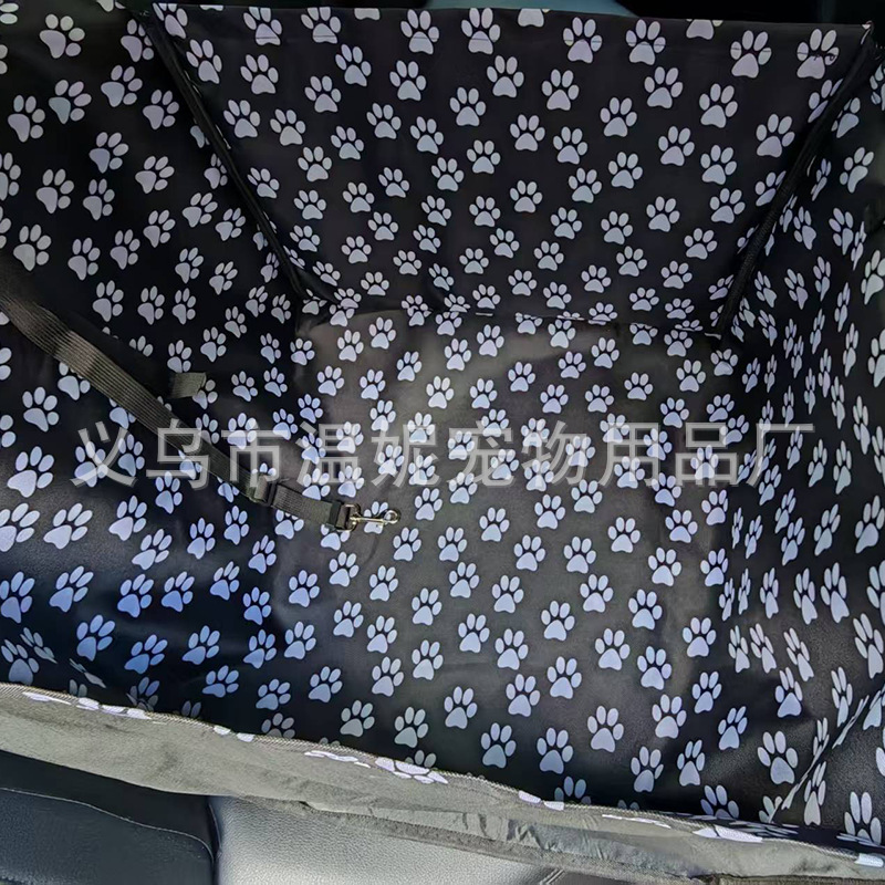 ペットの車のマットは猫の犬の車のマットを掛けます。|undefined