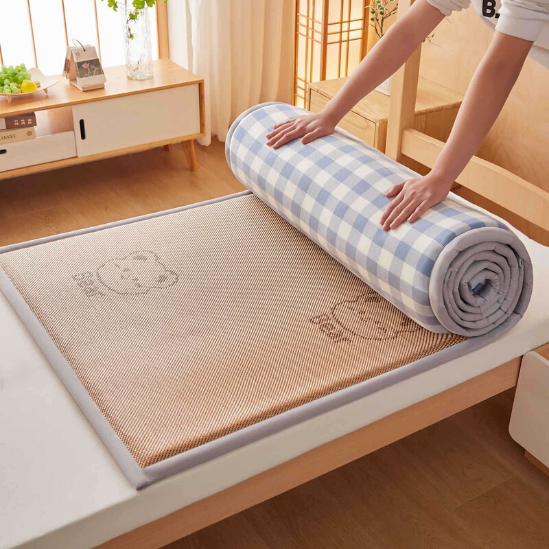 Student Dormitory Single Summer Ice Silk Cooling Mat Mattress Cover Soft Cushion Tatami Mat Bed Pad for Winter and Summer Use Student Dormitory Single Summer Ice Silk Cooling Mat Mattress Cover Soft Cushion Tatami Mat Bed Pad for Winter and Summer Use