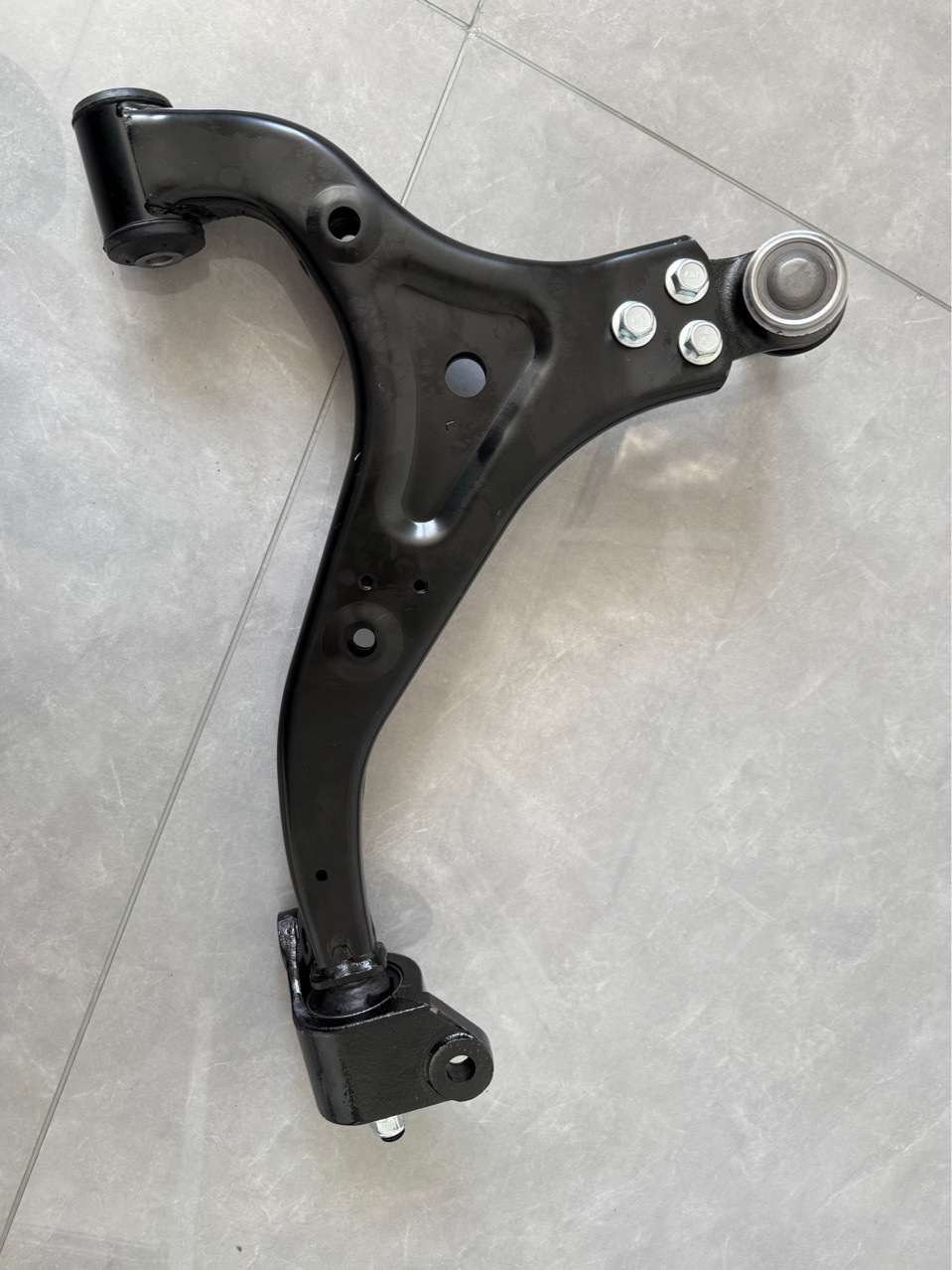 South Korea Ssangyong Korando Lower Arm 4451034005 4452034005 High Quality Manufacturer Wholesale