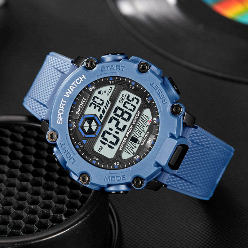 Comercio exterior estilo caliente reloj electrónico al por mayor multifuncional al aire libre hombres y mujeres estudiantes deportes moda corriendo reloj