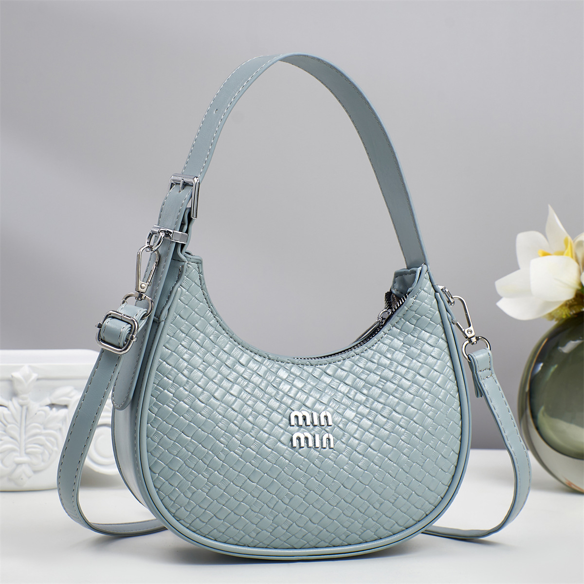 Nuevo bolso de viaje de trabajo 2025, bolso de mensajero de un solo hombro de lujo ligero