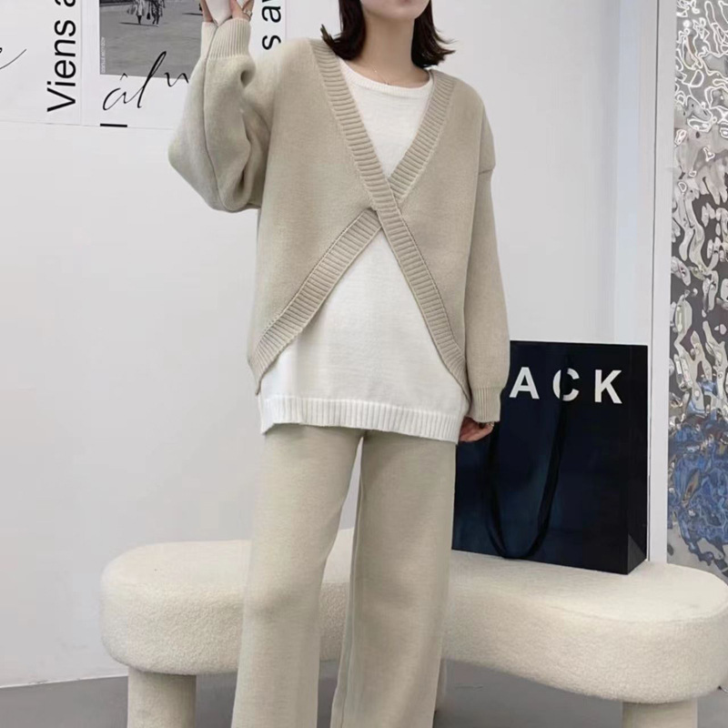 2026 Casual Sports Two-Piece Cashmere Knit Set Fashion Round-Neck Sweater High-Waisted Wide-Leg Pants Two-Piece Set